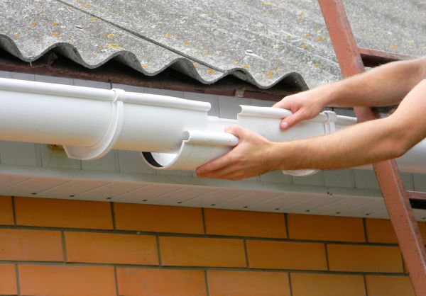 Gutter Hanging in Wooster